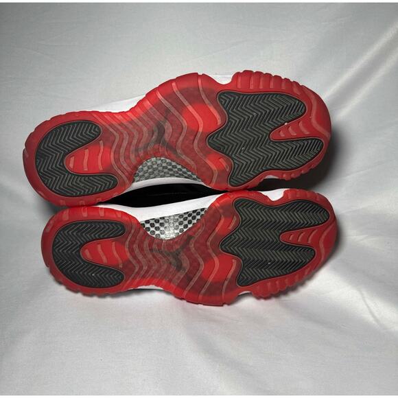 Size 11 - Nike Air Jordan 11 Retro Low Bred 2015 Men's Shoes - Picture 6 of 10